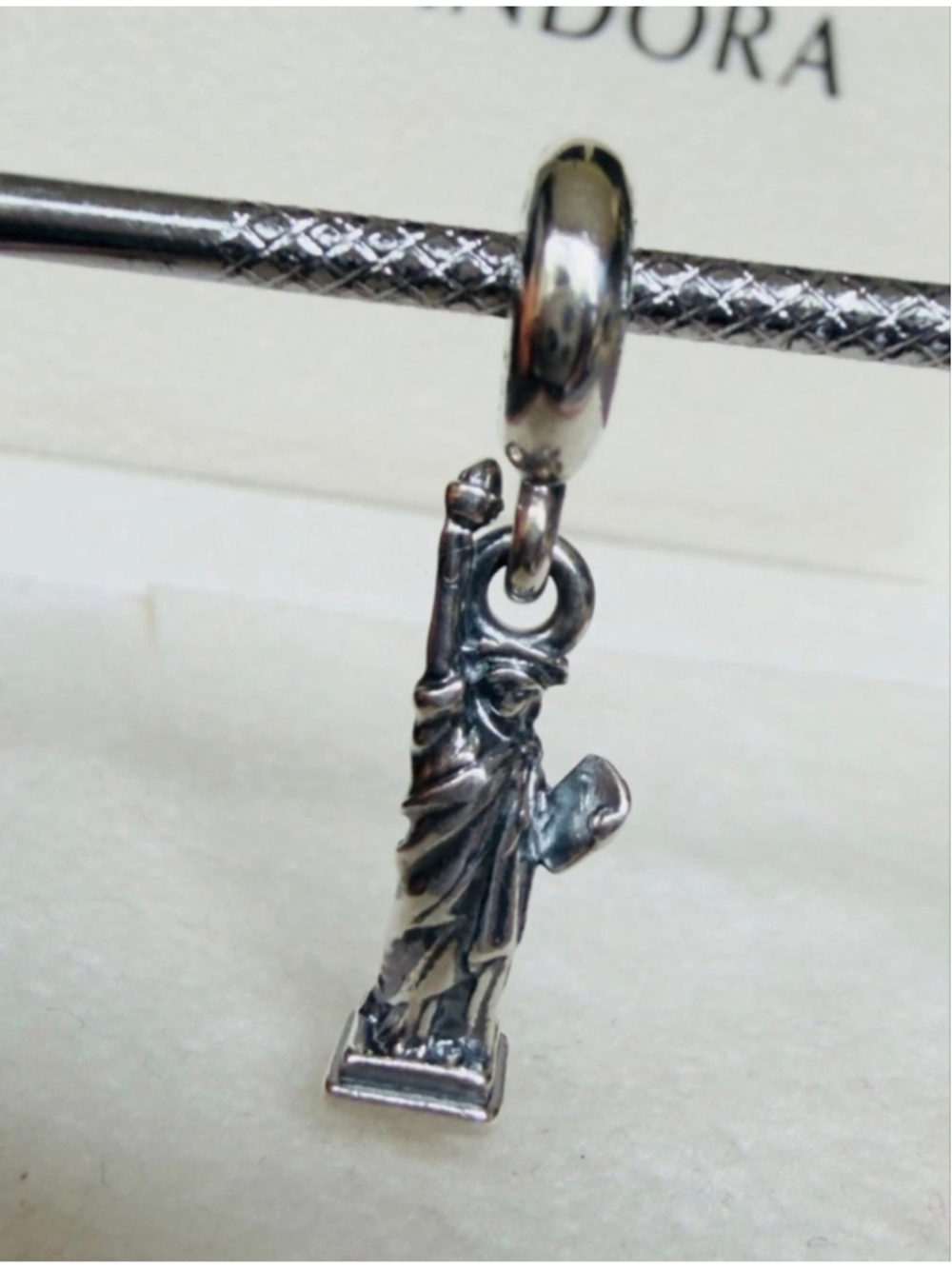 Pandora Sterling Silver 925 New York Statue of Liberty Dangle Charm